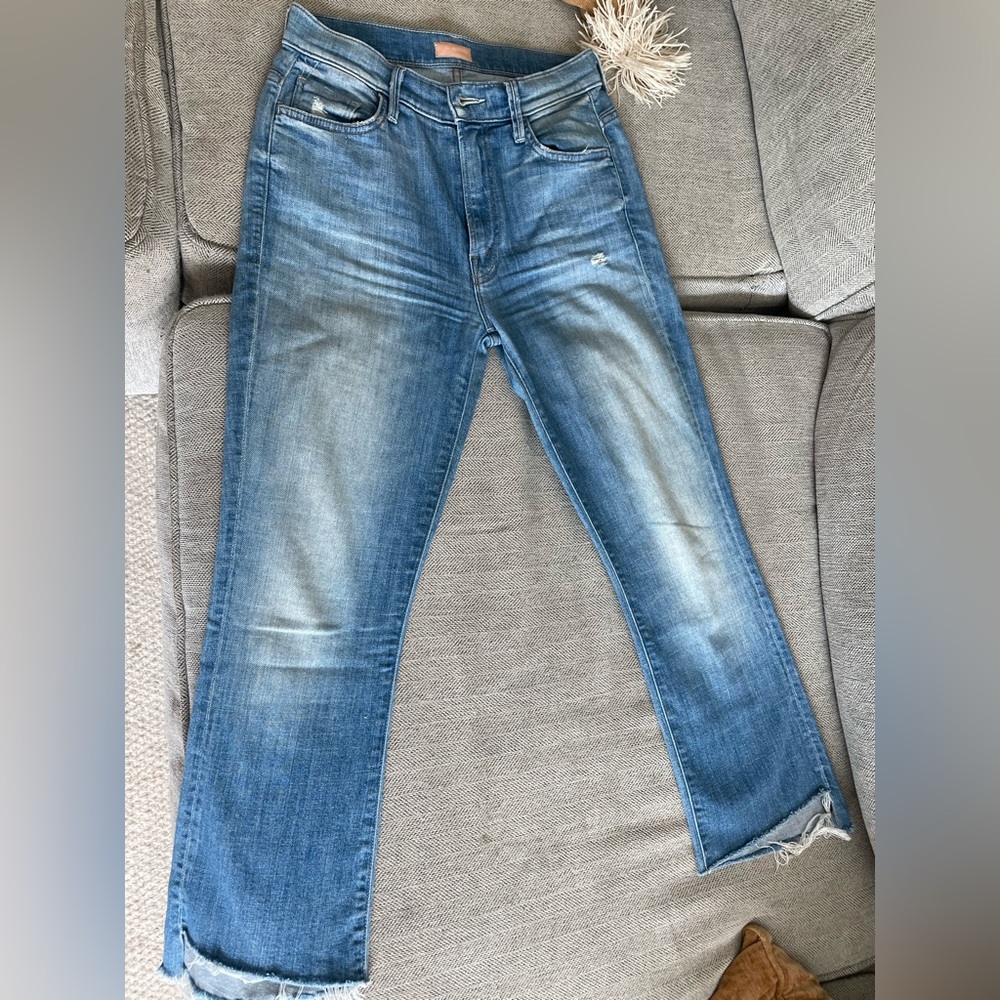 Mother Denim Insider Crop Fray in Shake Well size 26